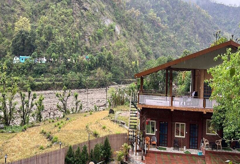 Albergue Panna Resort