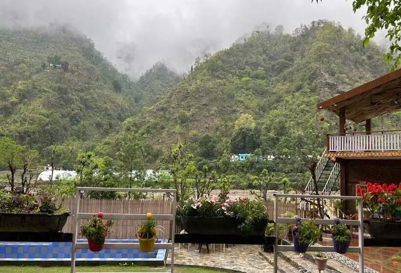 Retkeilymaja Panna Resort