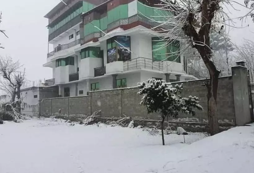 هتل Blossom Guest House Gilgit