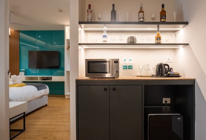 فندق Clubway Grand