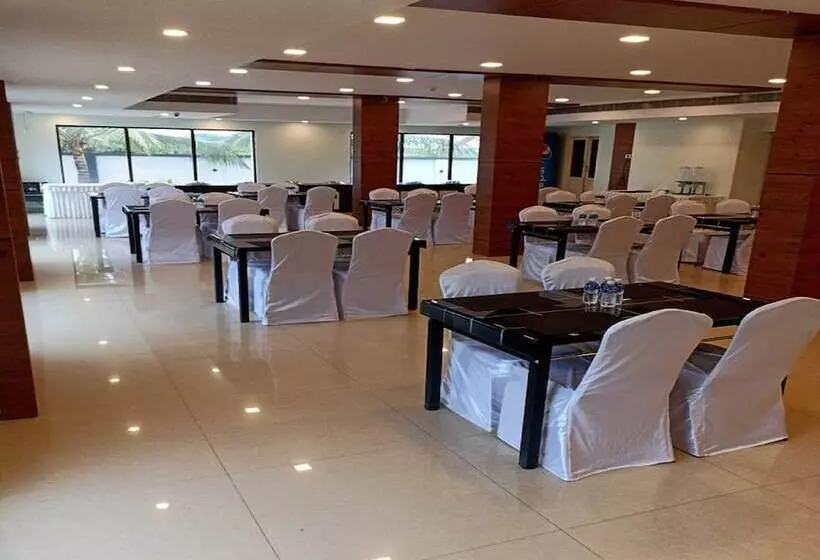 Hotelli Daffodil Inn