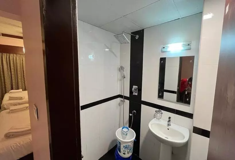 Hotelli Daffodil Inn