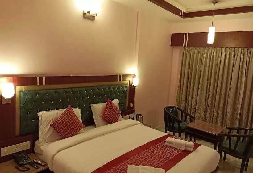 Hotelli Daffodil Inn