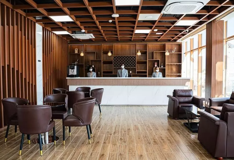 هتل Escale International