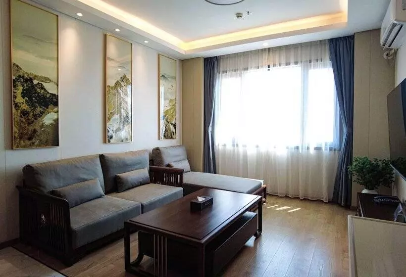 هتل Escale International