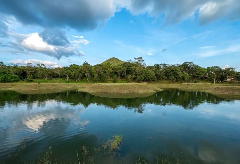 בית מלון כפרי Gudlu