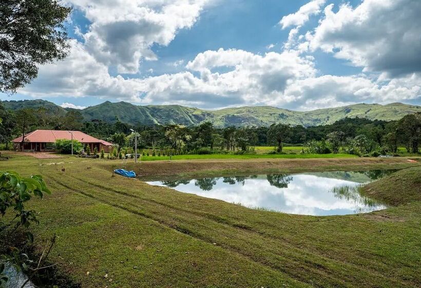 בית מלון כפרי Gudlu