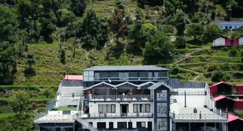 Hotelli Jai Anjana Resort