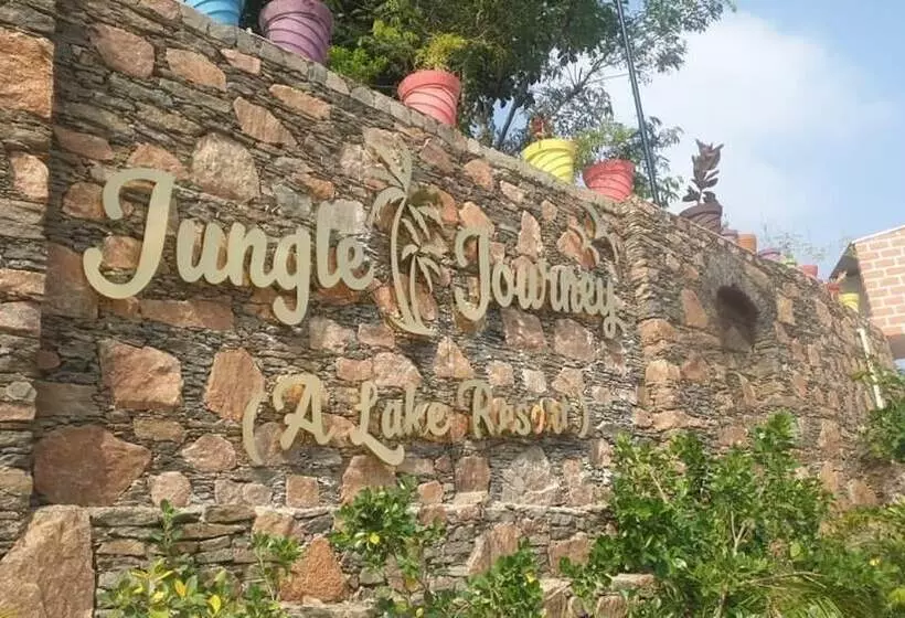 ホテル Jungle Journey