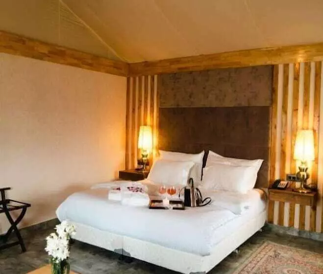 Hotelli Kavaali Stays