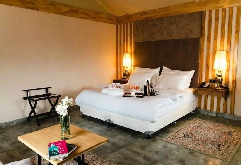 Hotelli Kavaali Stays