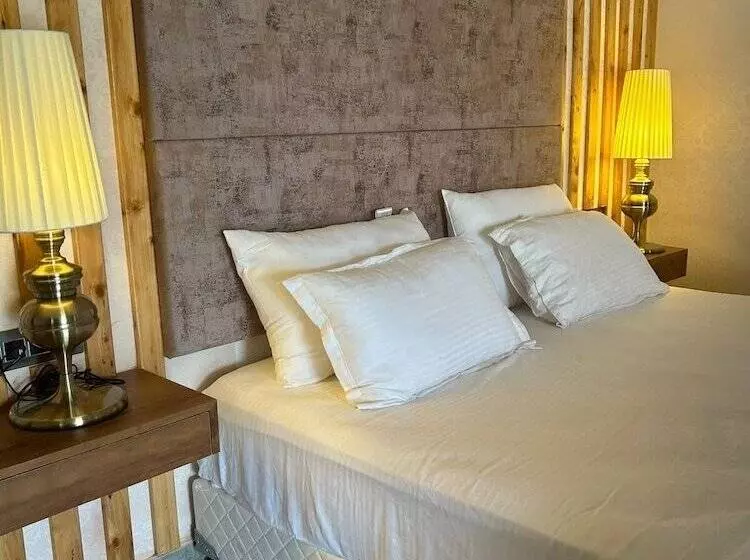 Hotelli Kavaali Stays