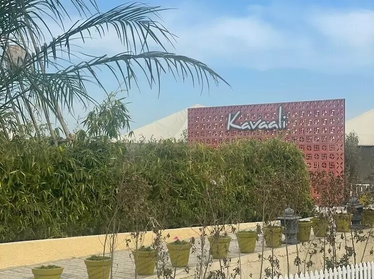 Hotelli Kavaali Stays