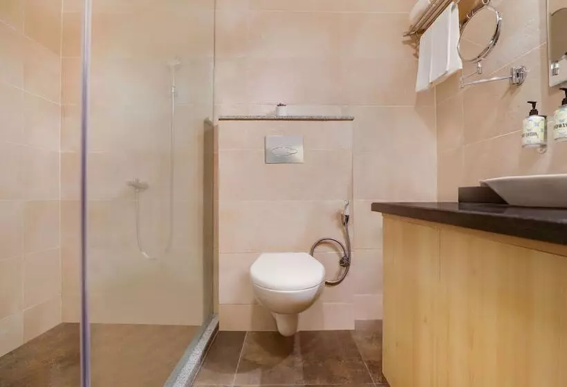 Lemon Tree Hotel Mukteshwar