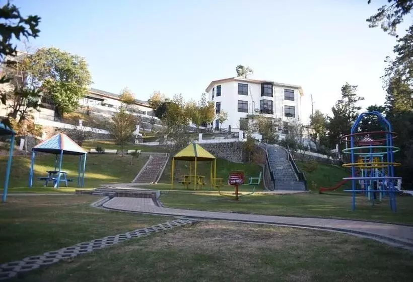 هتل Marco Polo Resort Murree