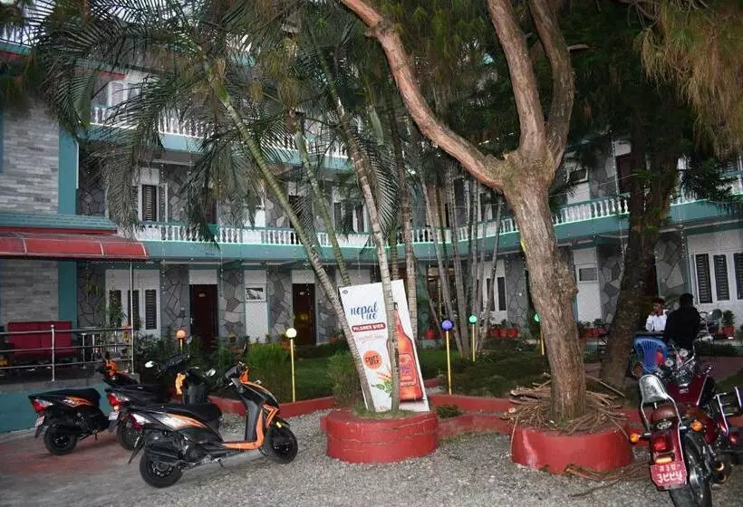 هتل Miracle Pokhara