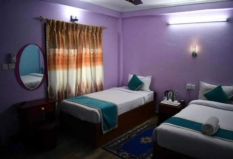 هتل Miracle Pokhara