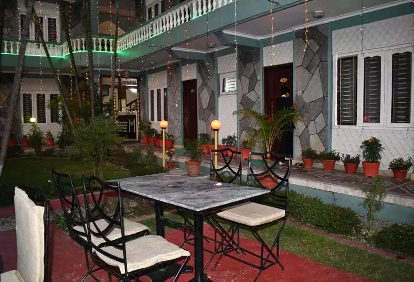 هتل Miracle Pokhara