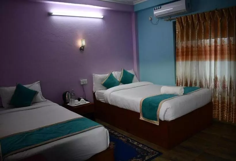 هتل Miracle Pokhara
