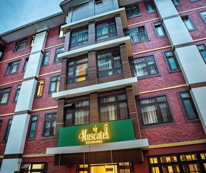 Отель Muscatel Dzeemkhang