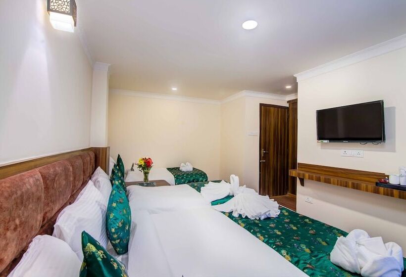 Отель Muscatel Dzeemkhang