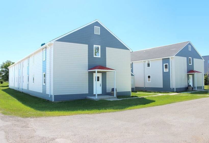 هتل Mynarski House