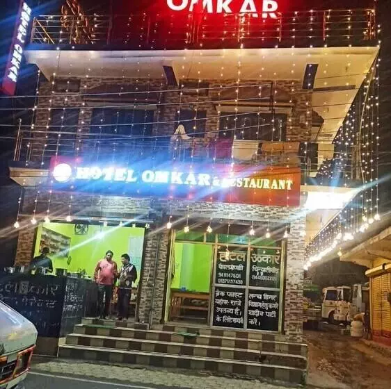Hotelli Omkaar And Restaurant