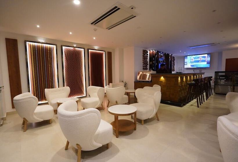 هتل Seven Suites Thimphu