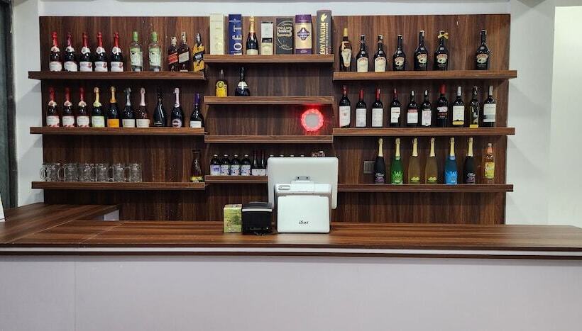 Отель Sevista Plus