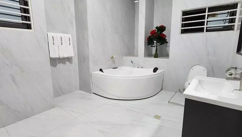 Hotelli Sevista Plus