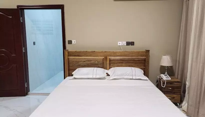 Hotelli Sevista Plus