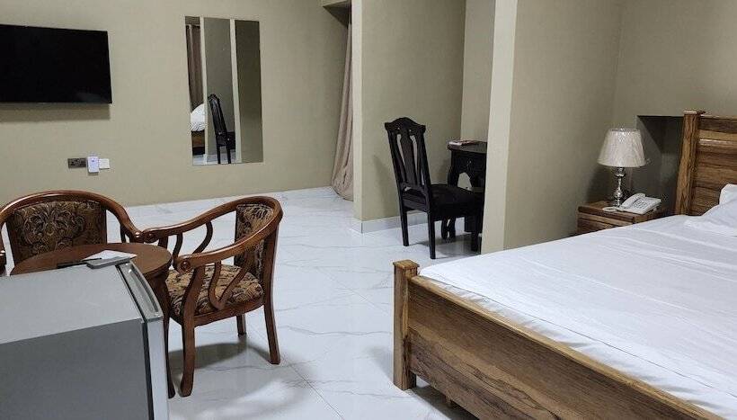 Отель Sevista Plus