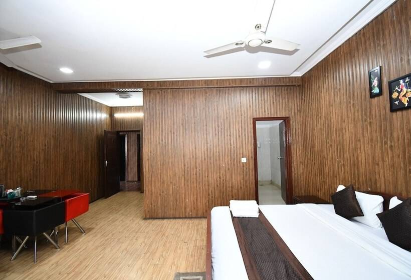 בית מלון כפרי Shivaay Paradise