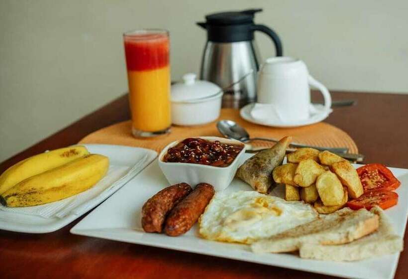 هتل Stone Castle Inn