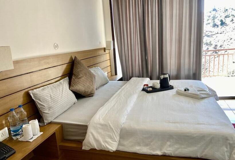 בית מלון כפרי The Bliss Dhanaulti