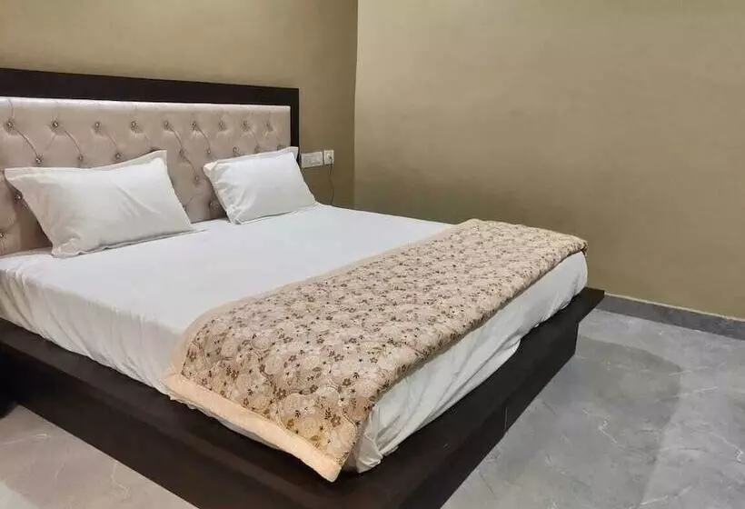 ホテル The Republic