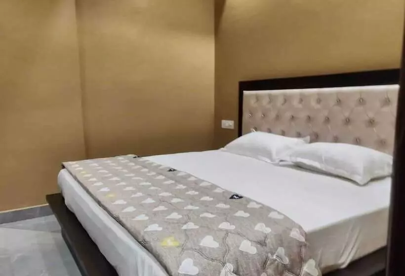 ホテル The Republic