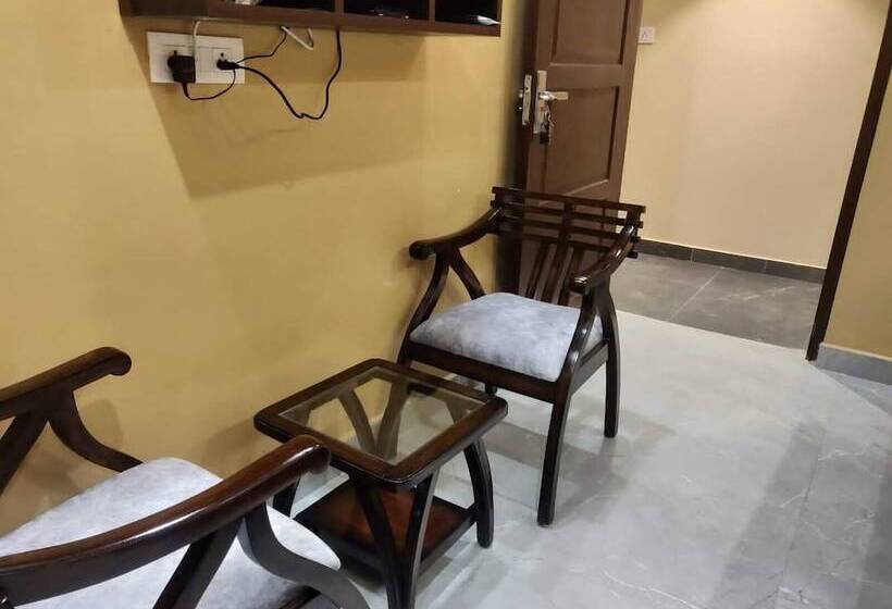 בית מלון כפרי The Republic