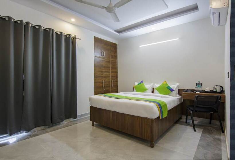 בית מלון כפרי Treebo Grand Vista   62