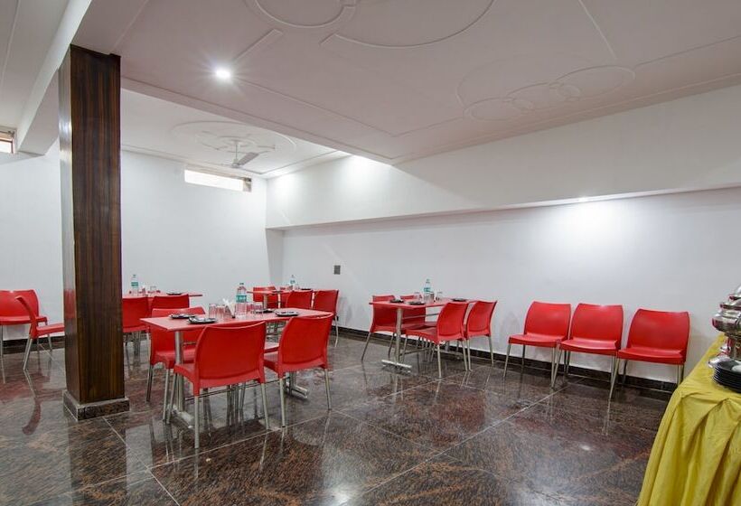 בית מלון כפרי Treebo Grand Vista   62