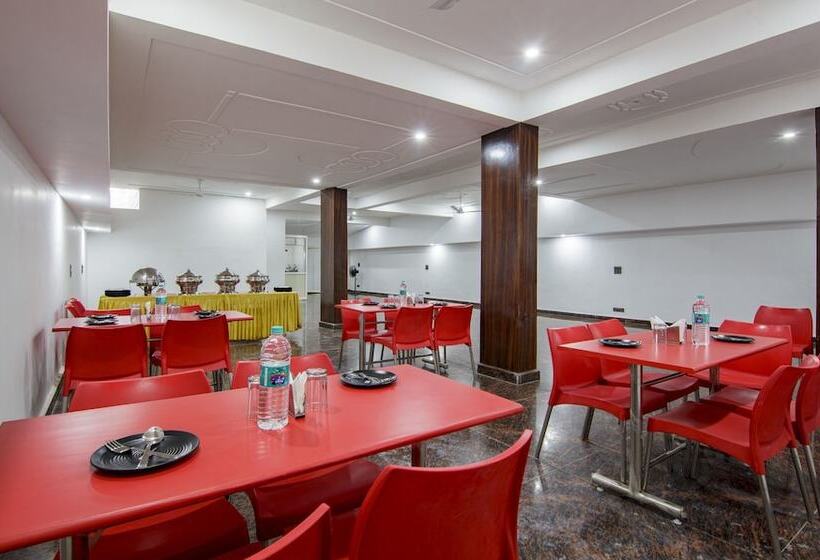 בית מלון כפרי Treebo Grand Vista   62