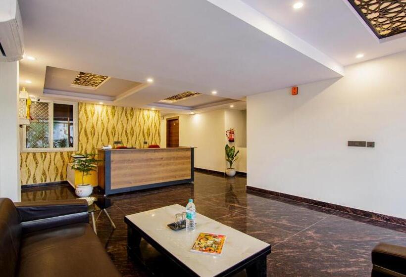 בית מלון כפרי Treebo Grand Vista   62