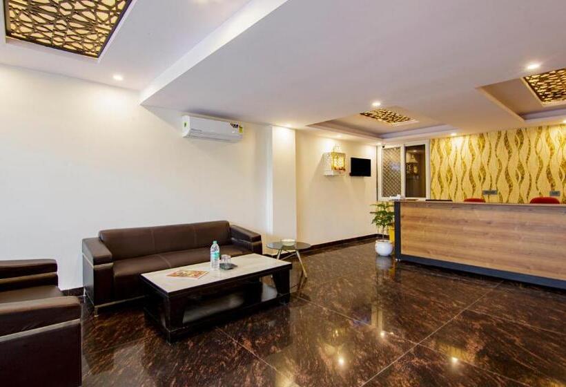 בית מלון כפרי Treebo Grand Vista   62