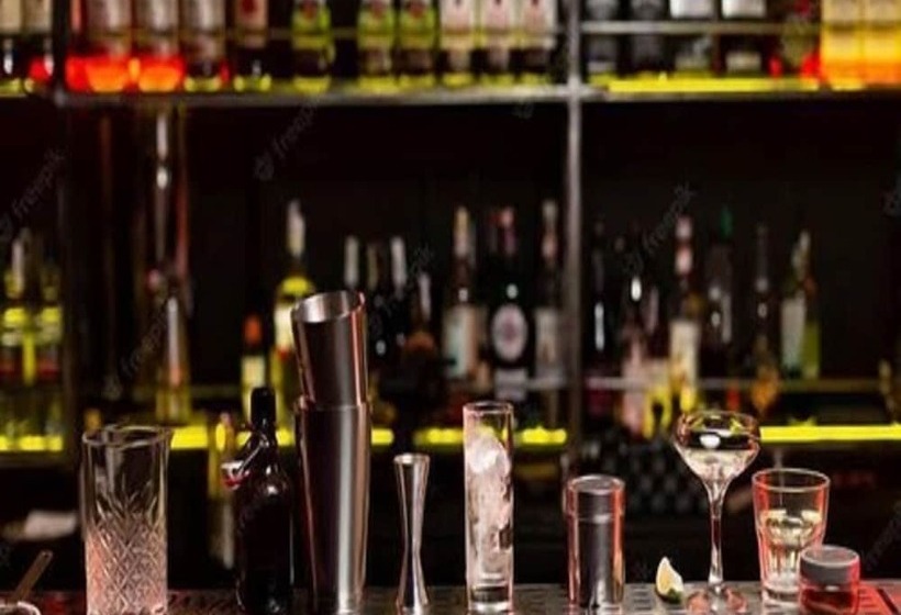 هتل Viclawson Royal