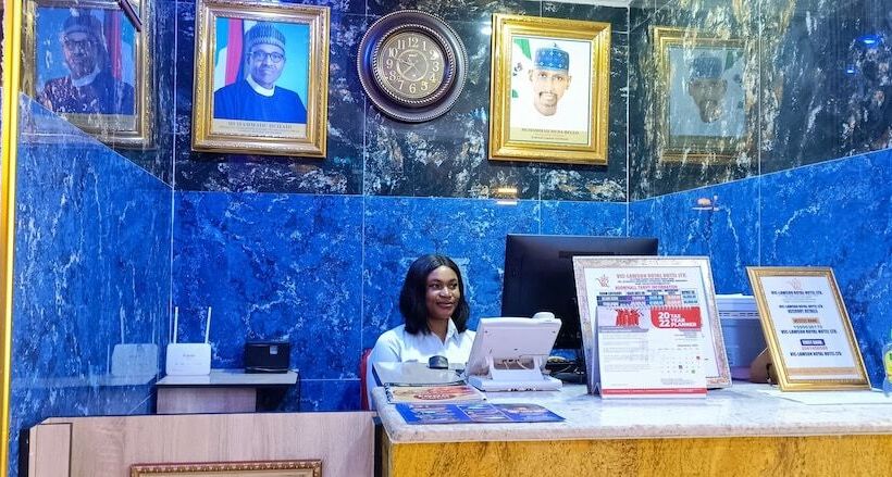 هتل Viclawson Royal