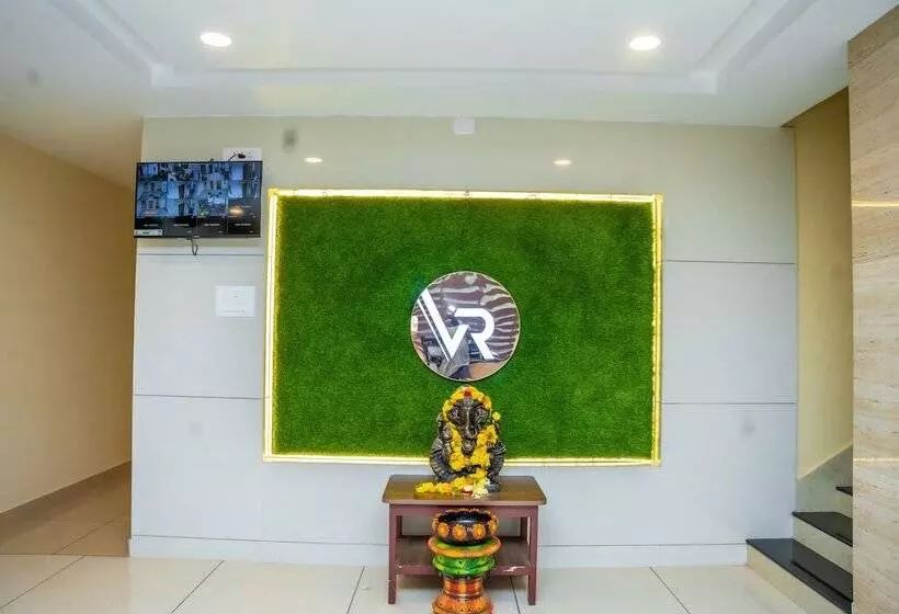 Hotelli Vr Grand In