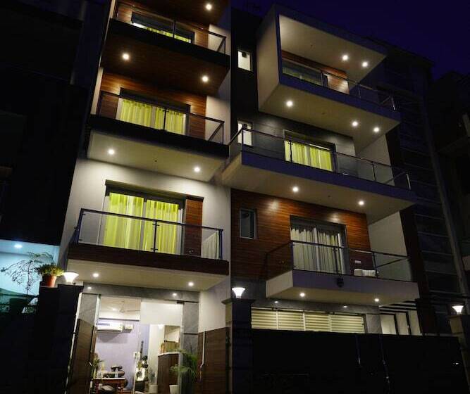 Lime Tree Hotel The Pulkit