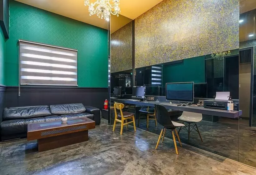 モーテル Elysia Hotel In Pyeongtaek