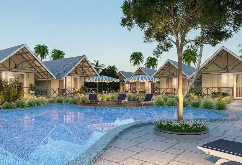 Praveg Beach Resort, Lighthouse, Daman