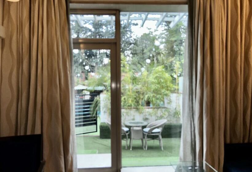 渡假胜地 Bel La Monde Hotel Chhattarpur South Delhi